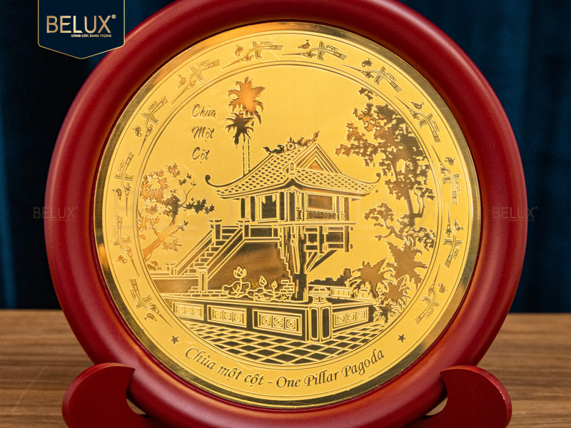 Mặt đĩa ăn mòn Chùa Một Cột bằng đồng